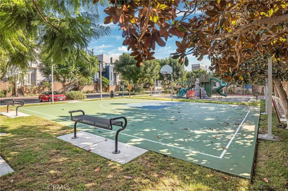 5403 W 149th Place #3 Hawthorne, CA 90250