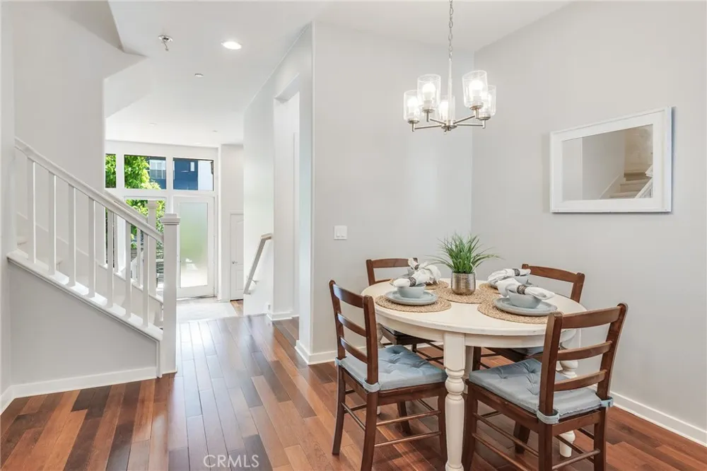 5403 W 149th Place #3 Hawthorne, CA 90250