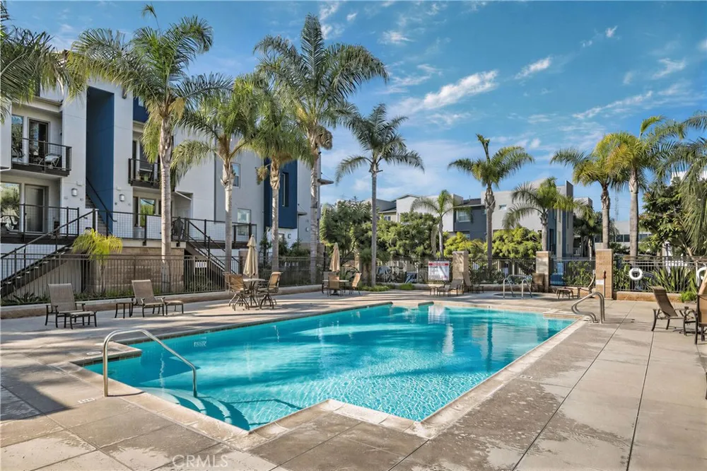 5403 W 149th Place #3 Hawthorne, CA 90250