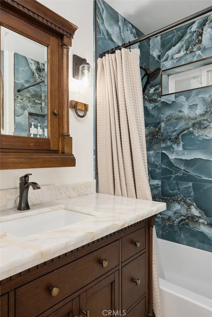 961 Fresno Pismo Beach, CA 93449