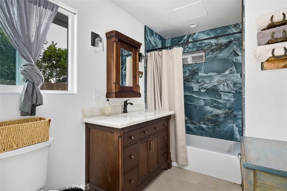 961 Fresno Pismo Beach, CA 93449
