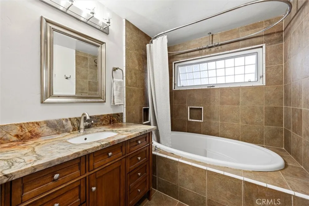 961 Fresno Pismo Beach, CA 93449