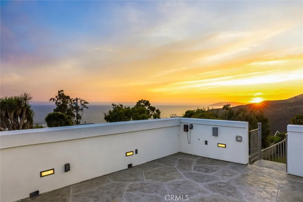 961 Fresno Pismo Beach, CA 93449