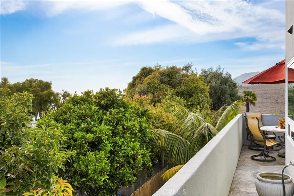 961 Fresno Pismo Beach, CA 93449