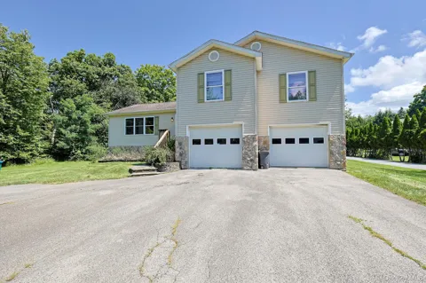 96 Velie Road