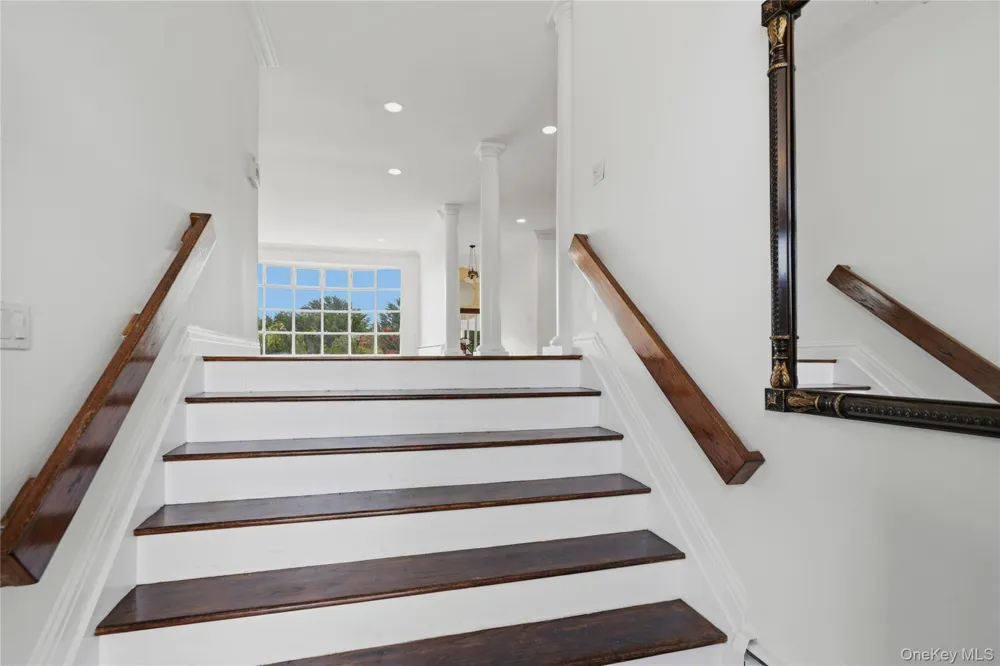 2054 Whalen Avenue Merrick, NY 11566