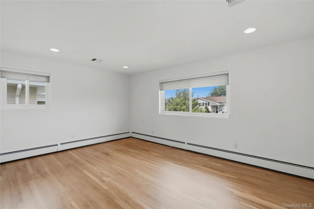 2054 Whalen Avenue Merrick, NY 11566