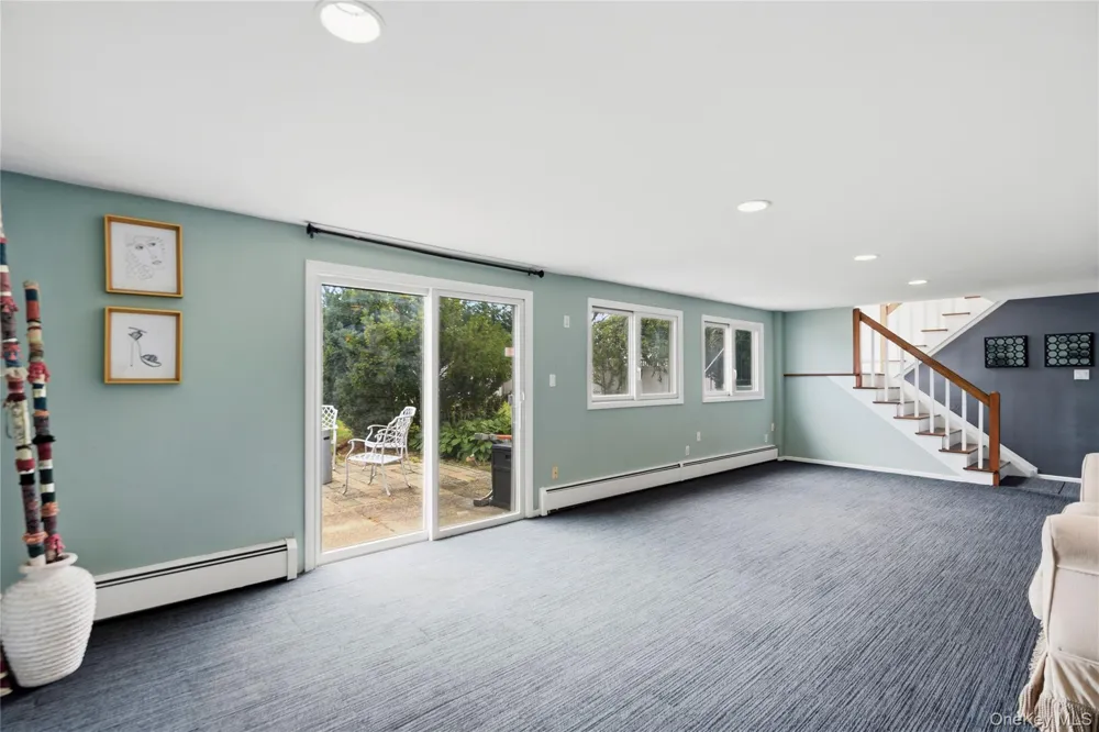 2054 Whalen Avenue Merrick, NY 11566