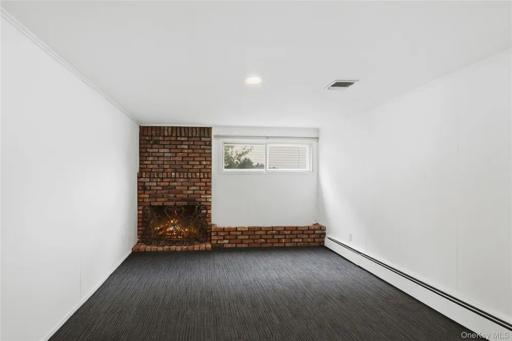 2054 Whalen Avenue Merrick, NY 11566
