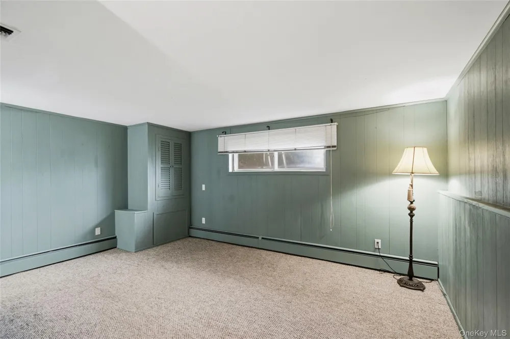2054 Whalen Avenue Merrick, NY 11566