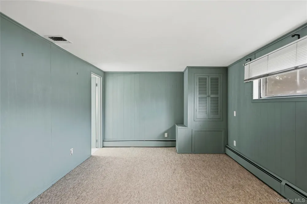2054 Whalen Avenue Merrick, NY 11566