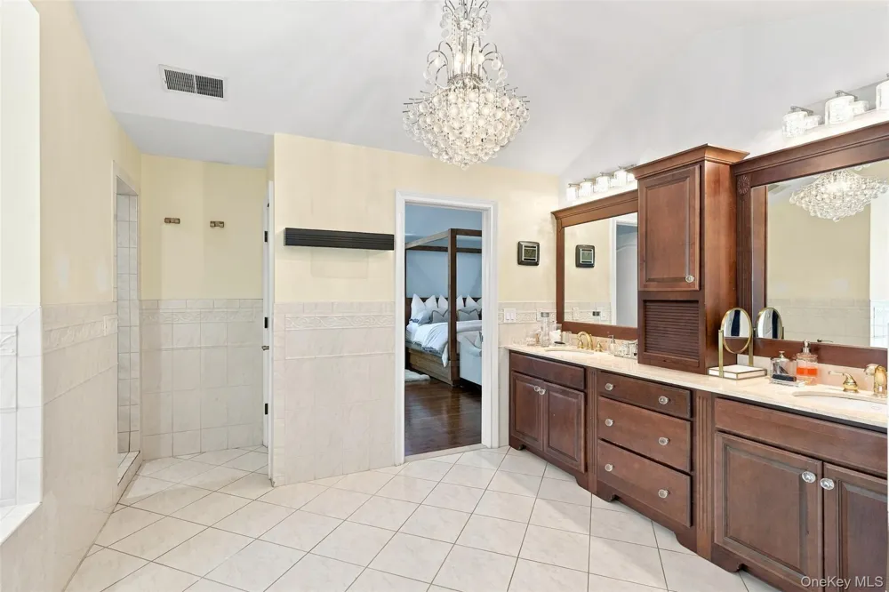 34 Woodcrest Lane Goshen, NY 10924