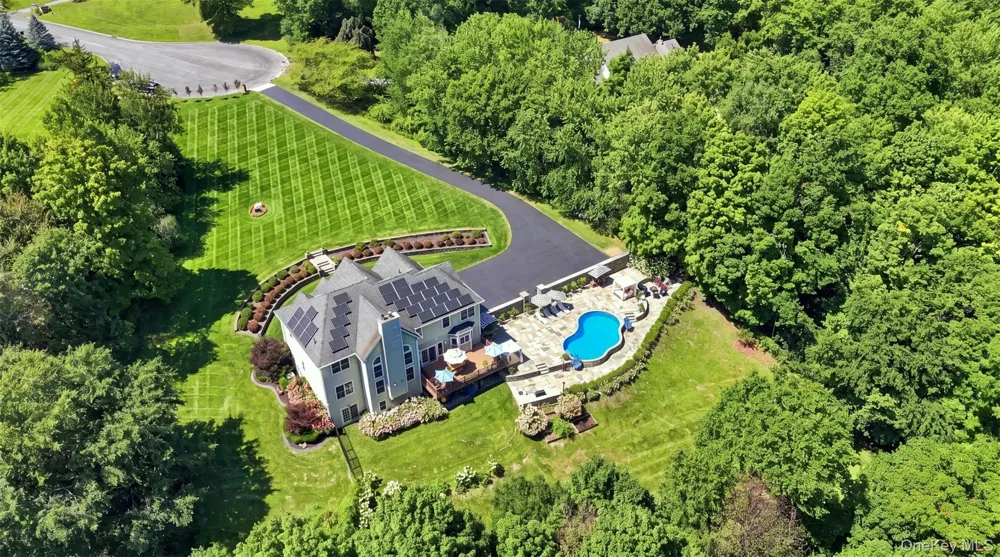 34 Woodcrest Lane Goshen, NY 10924