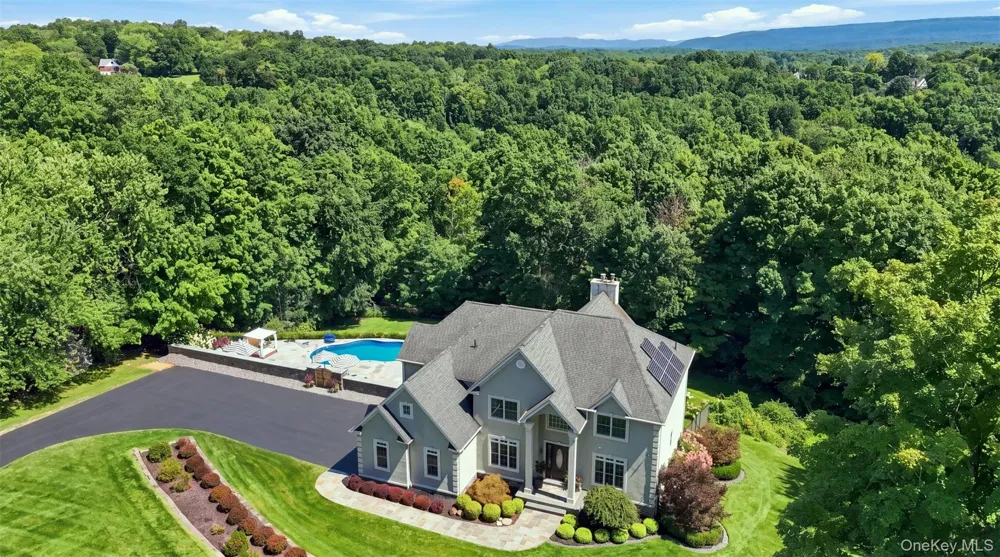 34 Woodcrest Lane Goshen, NY 10924
