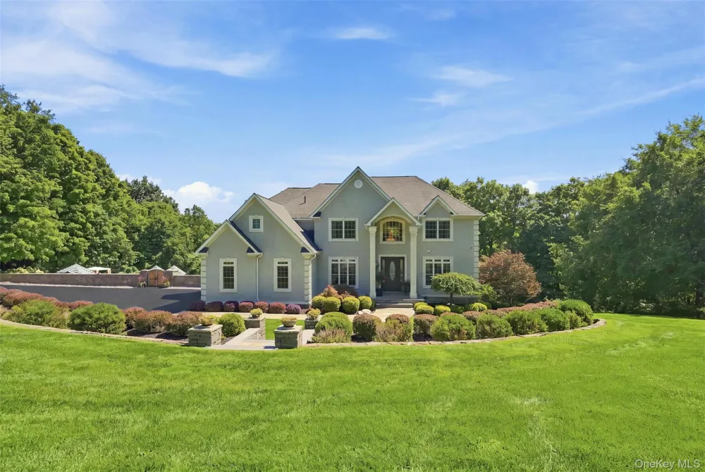 34 Woodcrest Lane Goshen, NY 10924