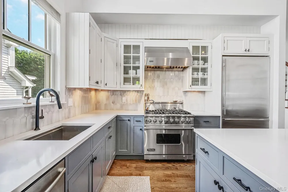 24 Pond Crossing #11 Southampton, NY 11968
