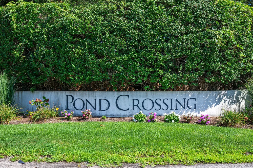 24 Pond Crossing #11 Southampton, NY 11968