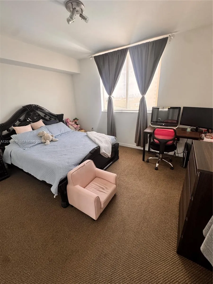 4242 NW 2nd St #808 Miami, FL 33126