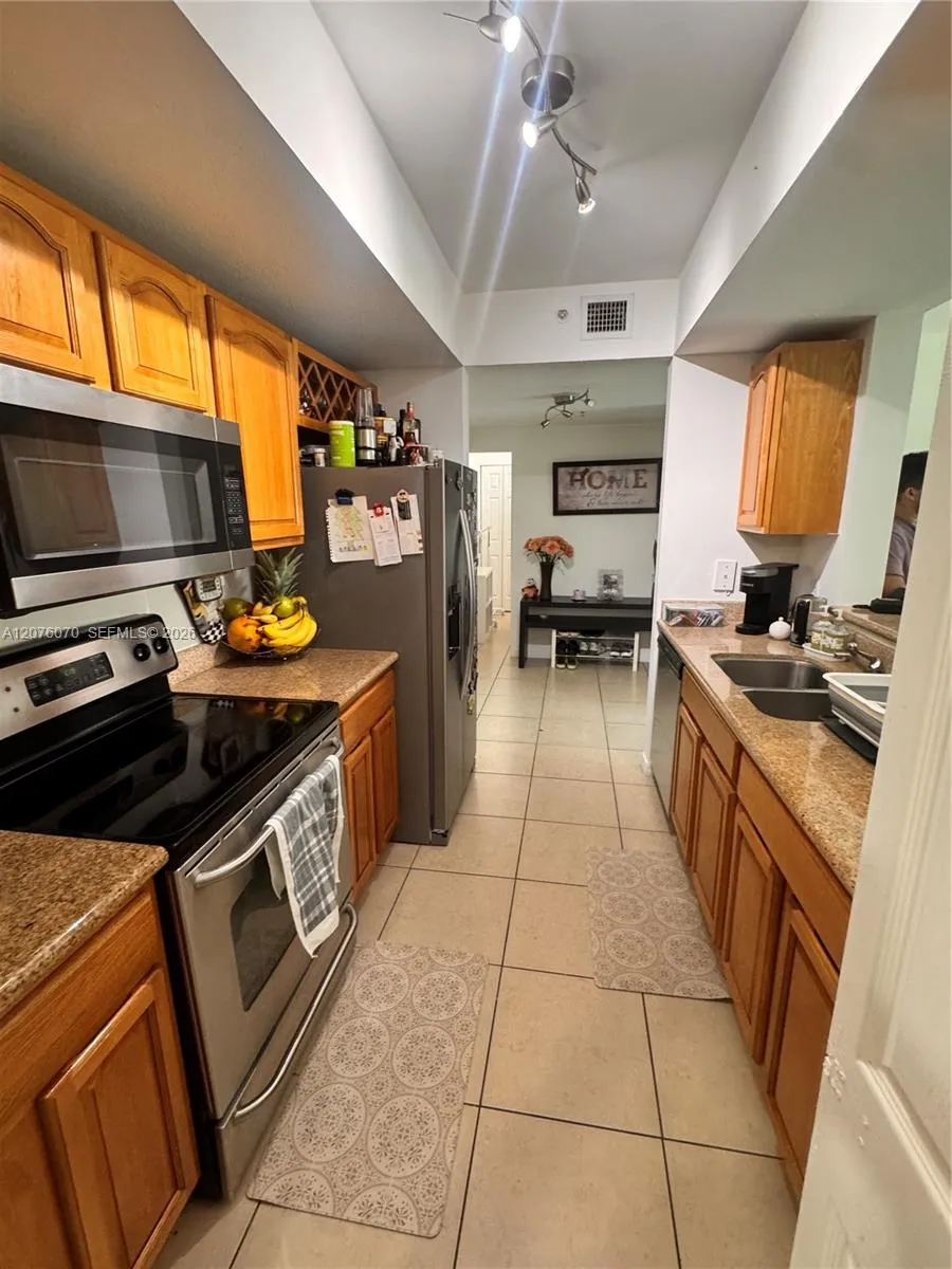 4242 NW 2nd St #808 Miami, FL 33126
