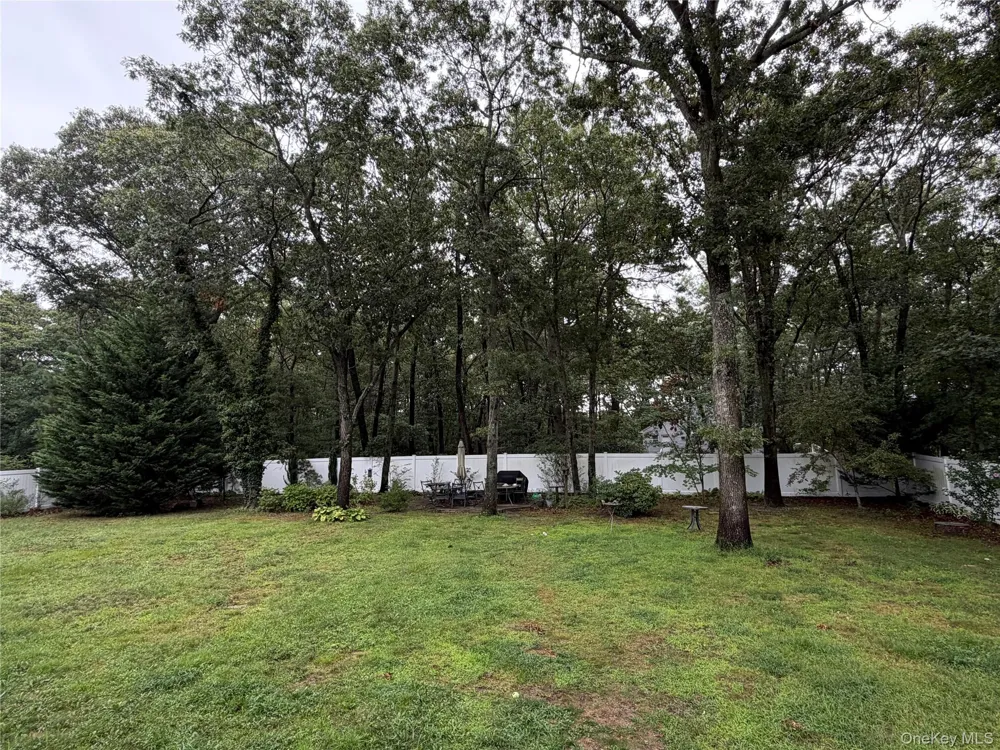 674 Flanders Road Riverhead, NY 11901