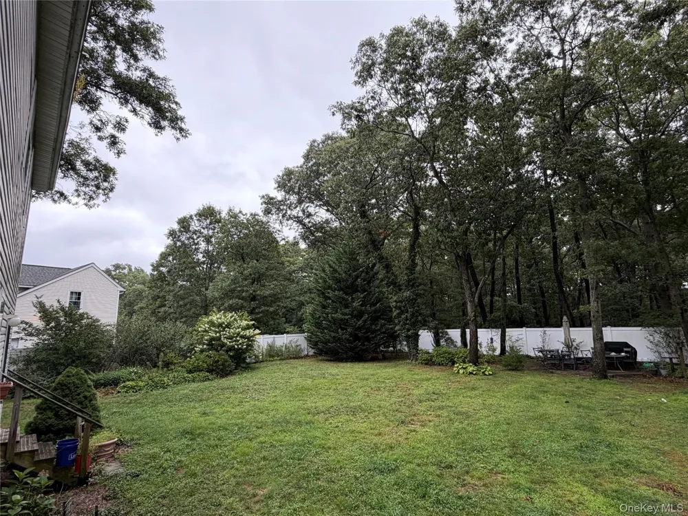 674 Flanders Road Riverhead, NY 11901