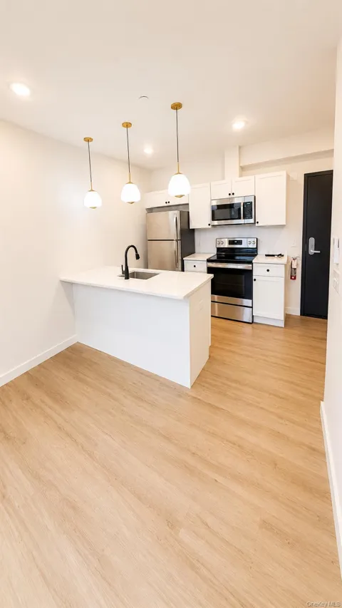 136 south #202