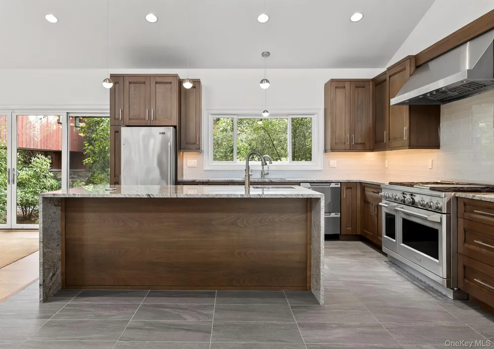 25 Vincent Place Wurtsboro, NY 12790