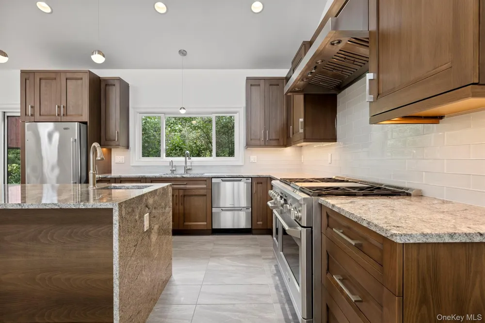 25 Vincent Place Wurtsboro, NY 12790