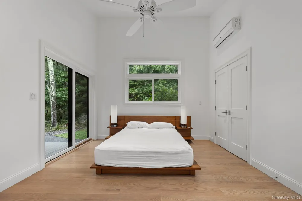 25 Vincent Place Wurtsboro, NY 12790
