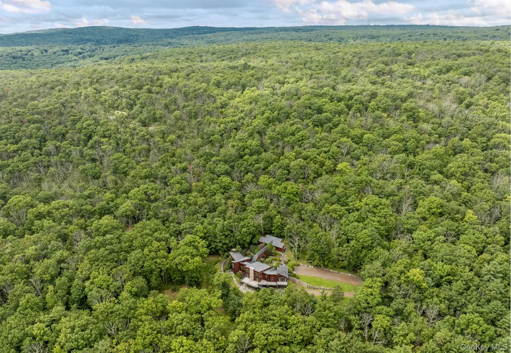 25 Vincent Place Wurtsboro, NY 12790