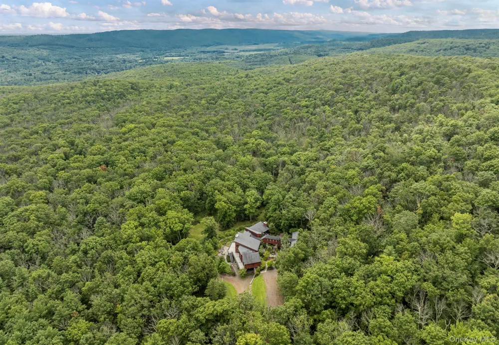 25 Vincent Place Wurtsboro, NY 12790