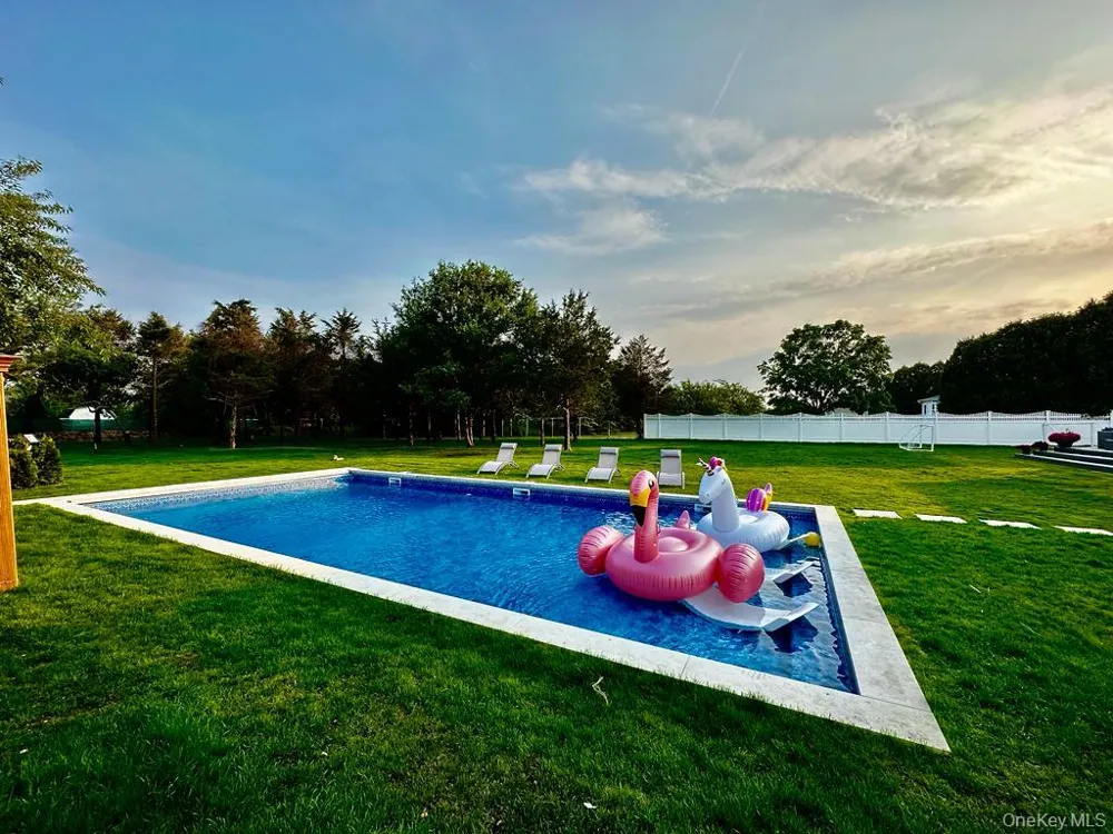 265 Old Field Court Mattituck, NY 11952