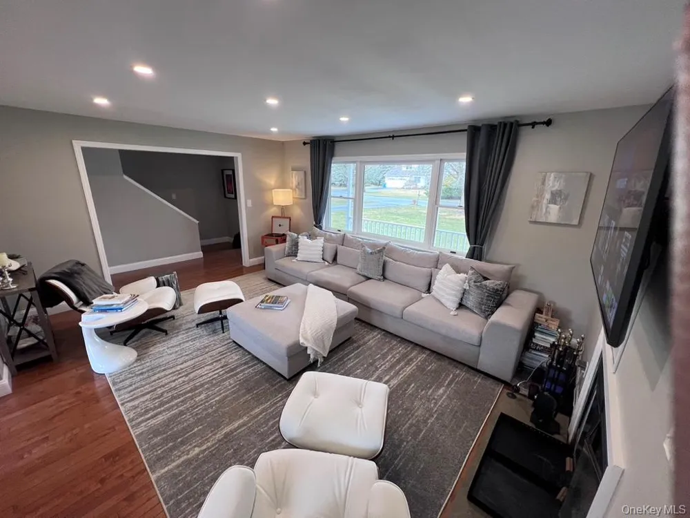 265 Old Field Court Mattituck, NY 11952