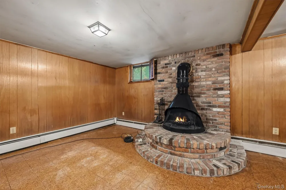 9 Michelle Drive Newburgh, NY 12550
