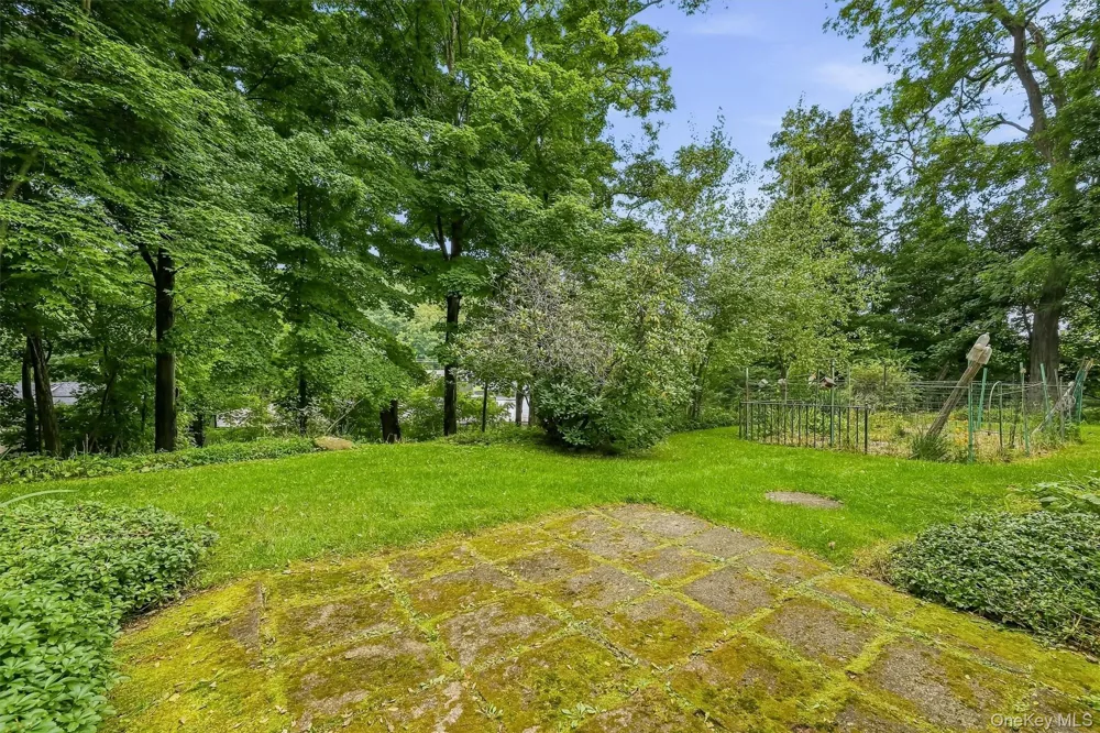 9 Michelle Drive Newburgh, NY 12550