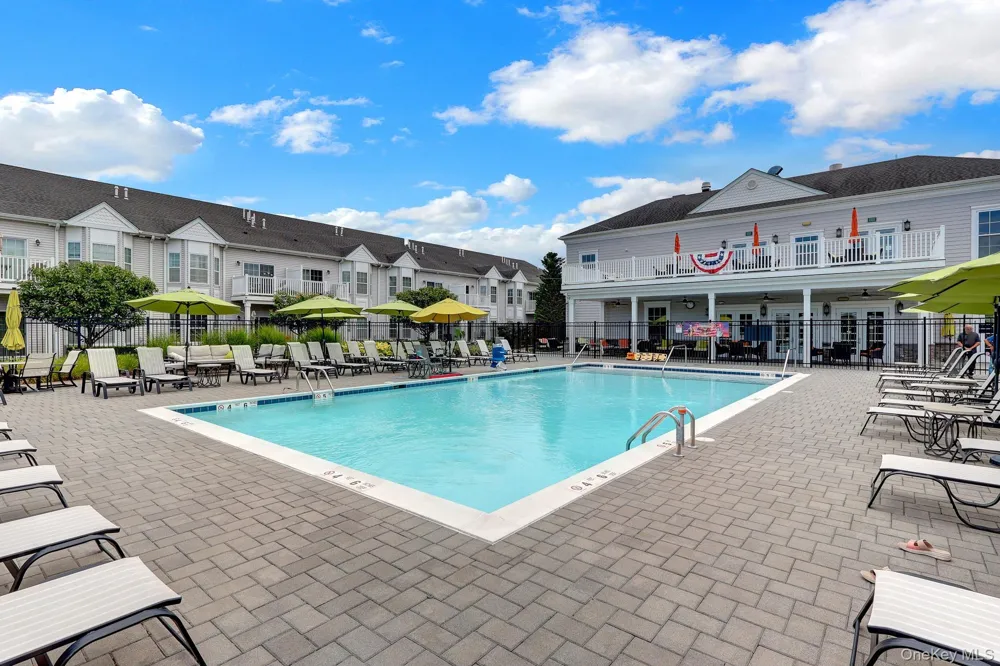 41 Spring Drive Seaford, NY 11783
