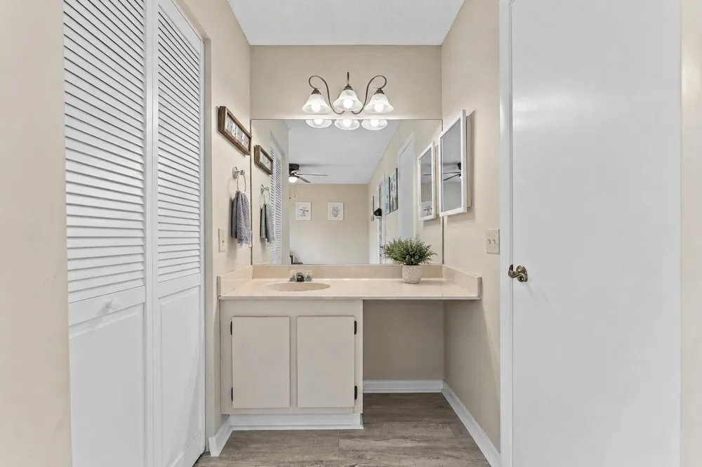 6351 Walk Circle Boca Raton, FL 33433