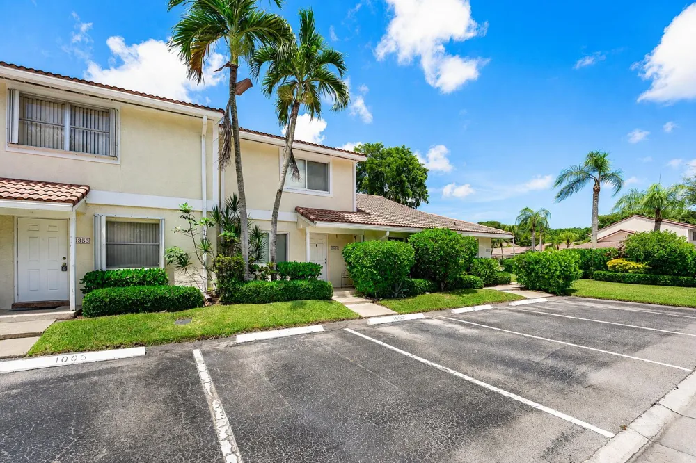 6351 Walk Circle Boca Raton, FL 33433