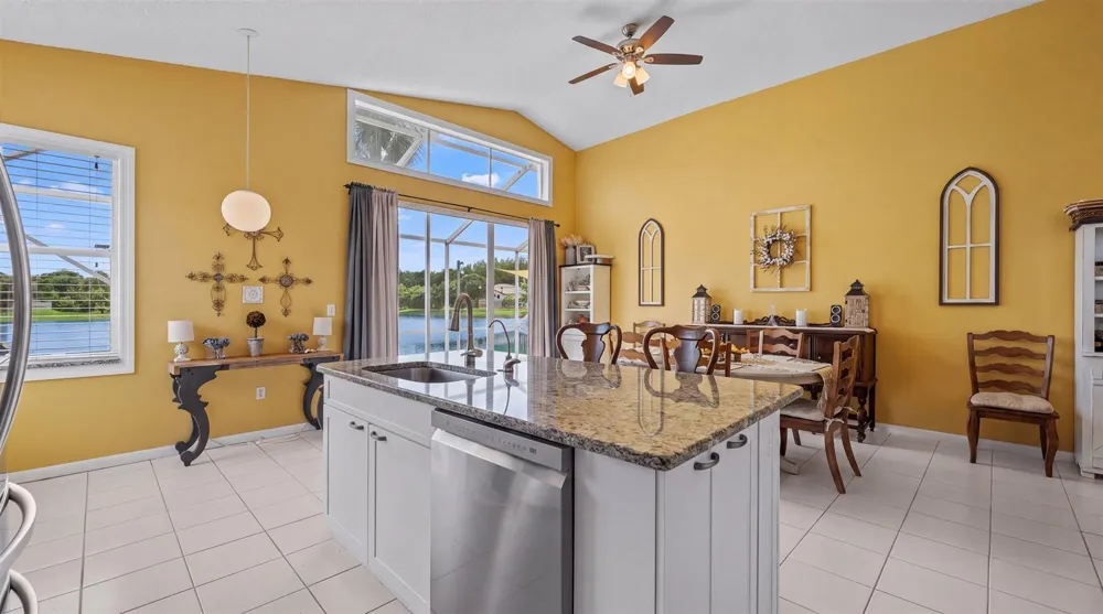 7865 Rockport Circle Lake Worth, FL 33467
