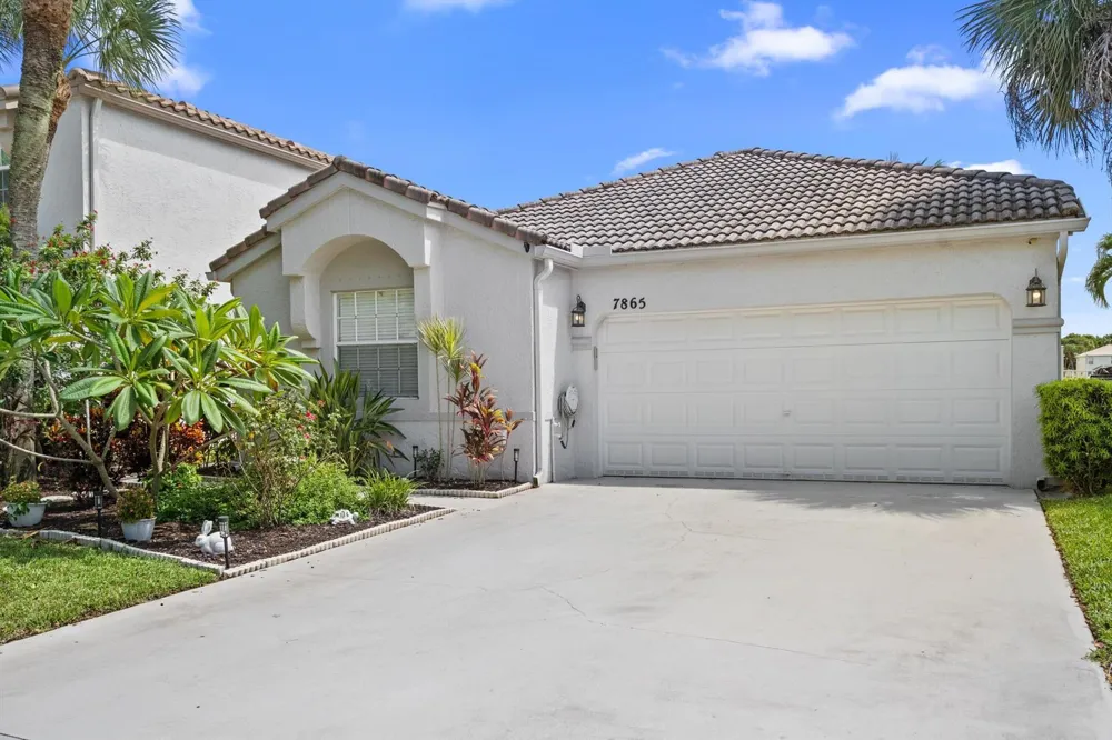 7865 Rockport Circle Lake Worth, FL 33467
