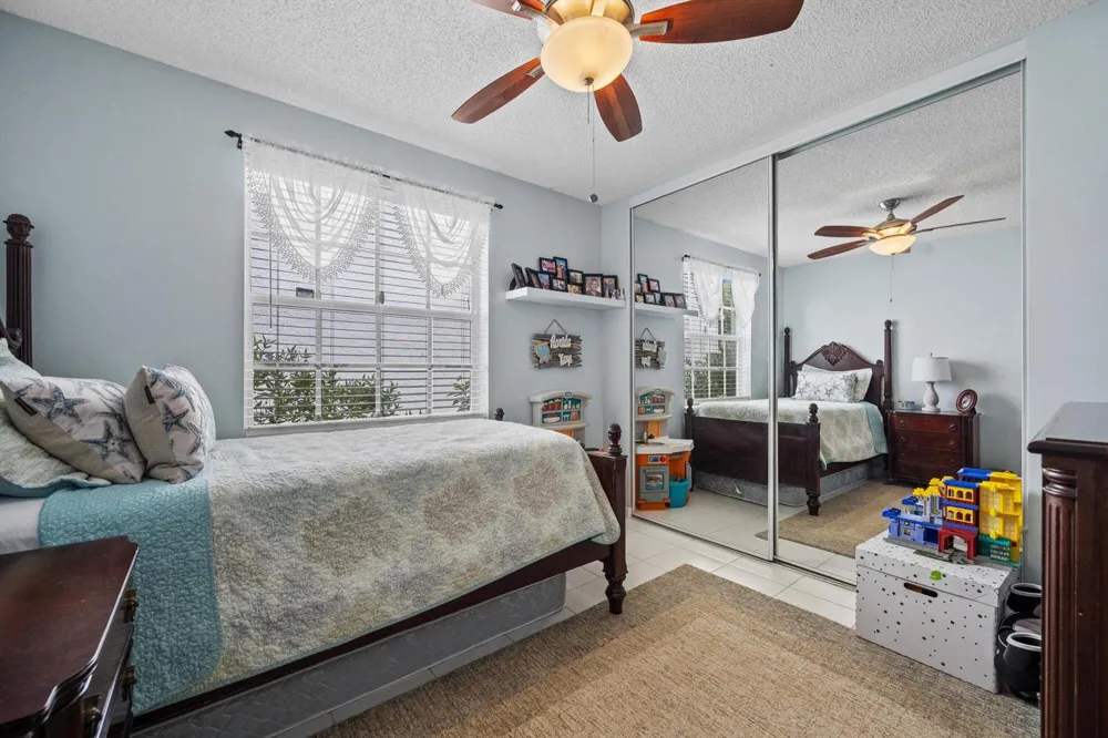 7865 Rockport Circle Lake Worth, FL 33467