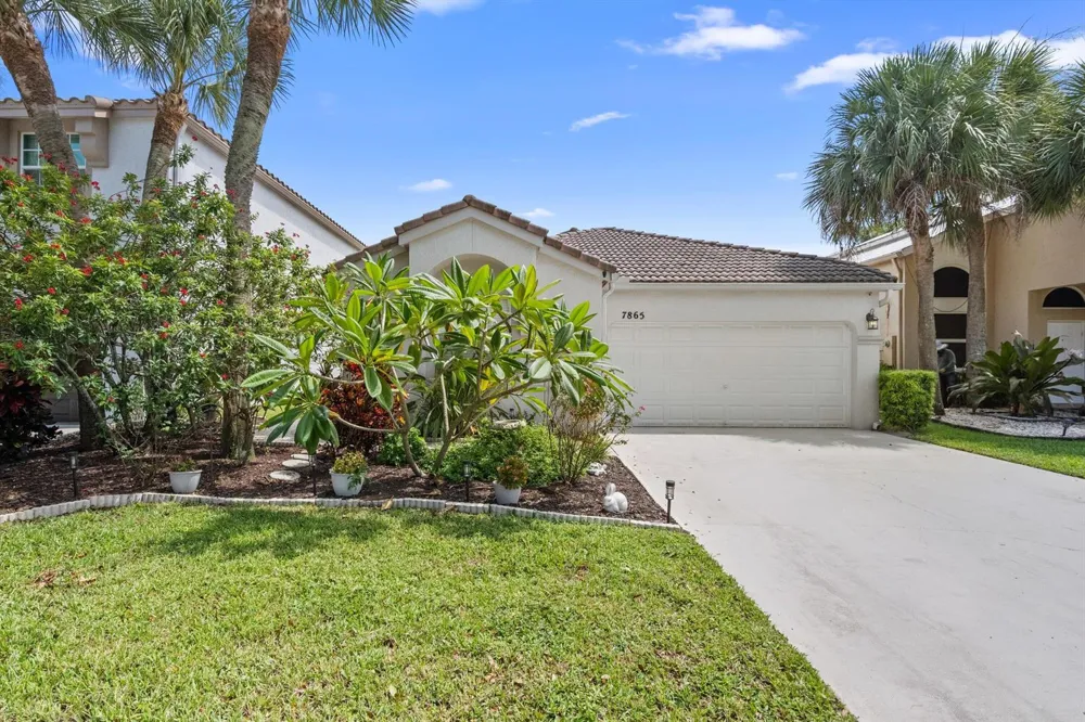 7865 Rockport Circle Lake Worth, FL 33467