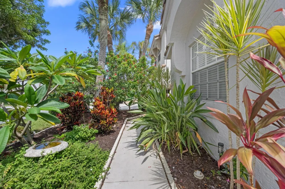 7865 Rockport Circle Lake Worth, FL 33467