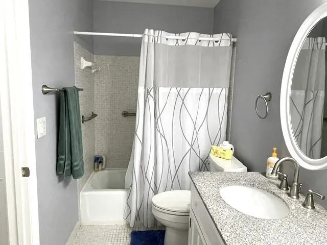 1080 NORTH DRIVE #B Delray Beach, FL 33445