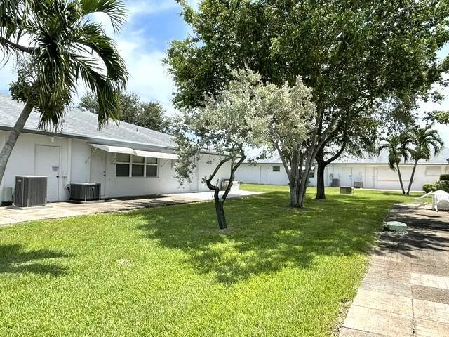 1080 NORTH DRIVE #B Delray Beach, FL 33445