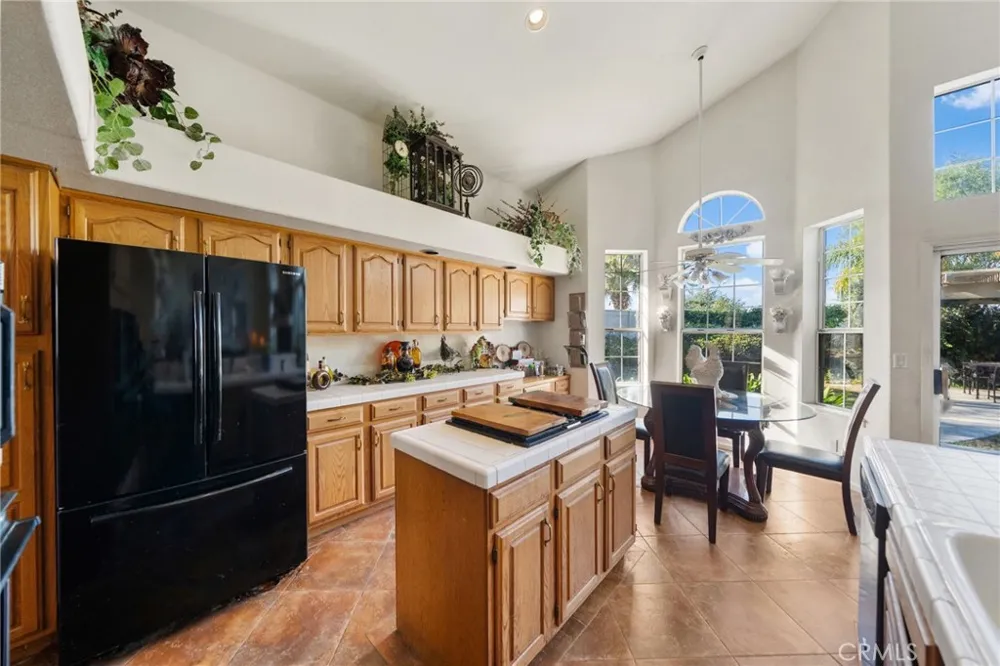 31428 Corte Tunas Temecula, CA 92592
