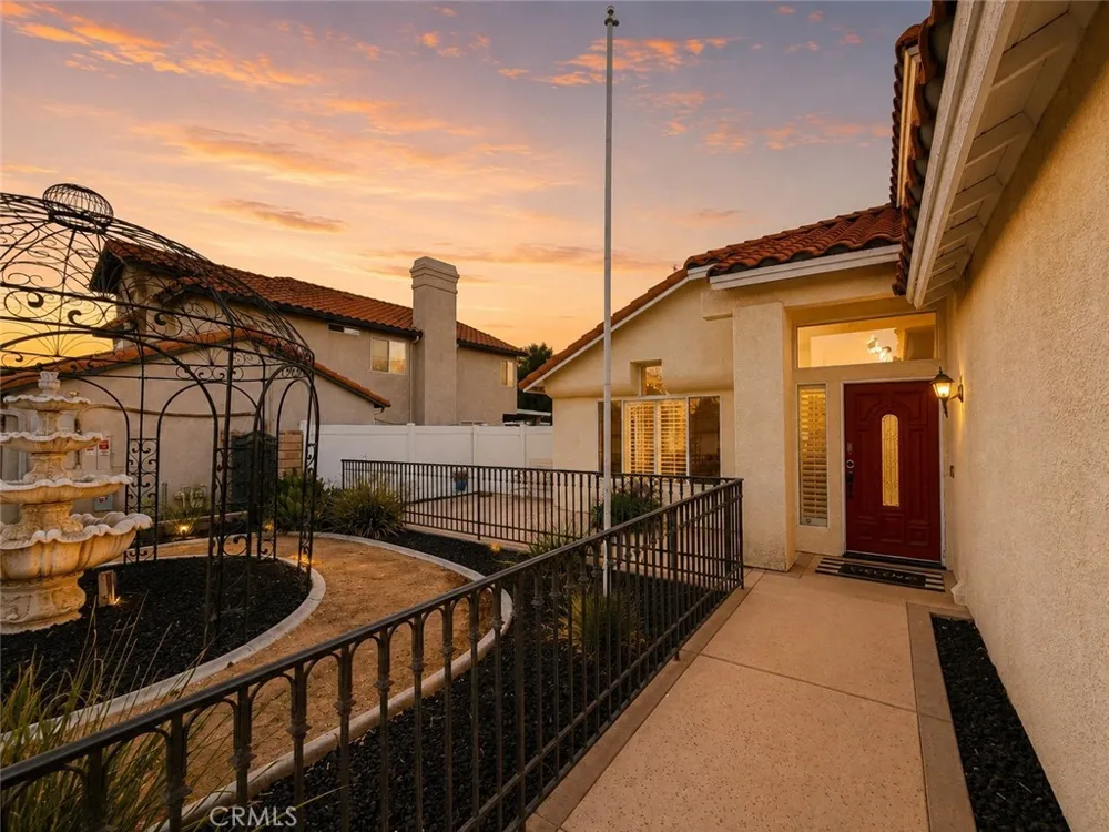 42806 Avenida Tigre Hemet, CA 92544