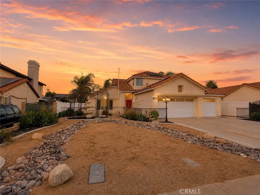 42806 Avenida Tigre Hemet, CA 92544