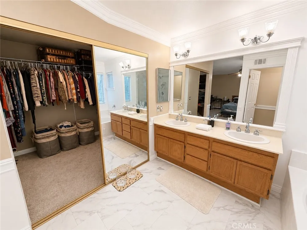 42806 Avenida Tigre Hemet, CA 92544