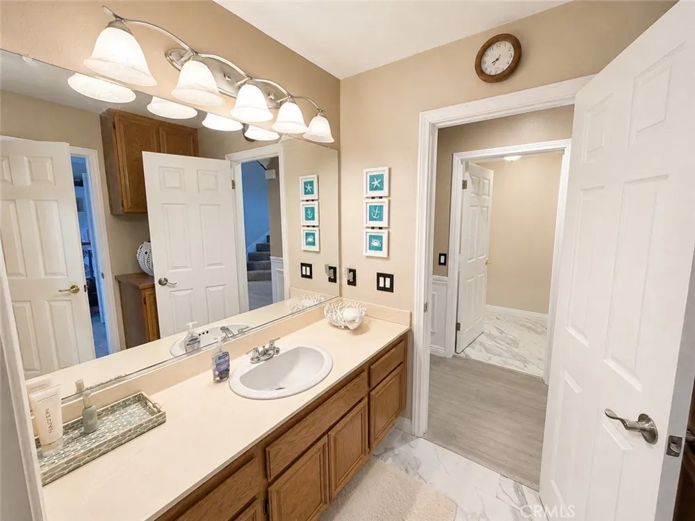 42806 Avenida Tigre Hemet, CA 92544